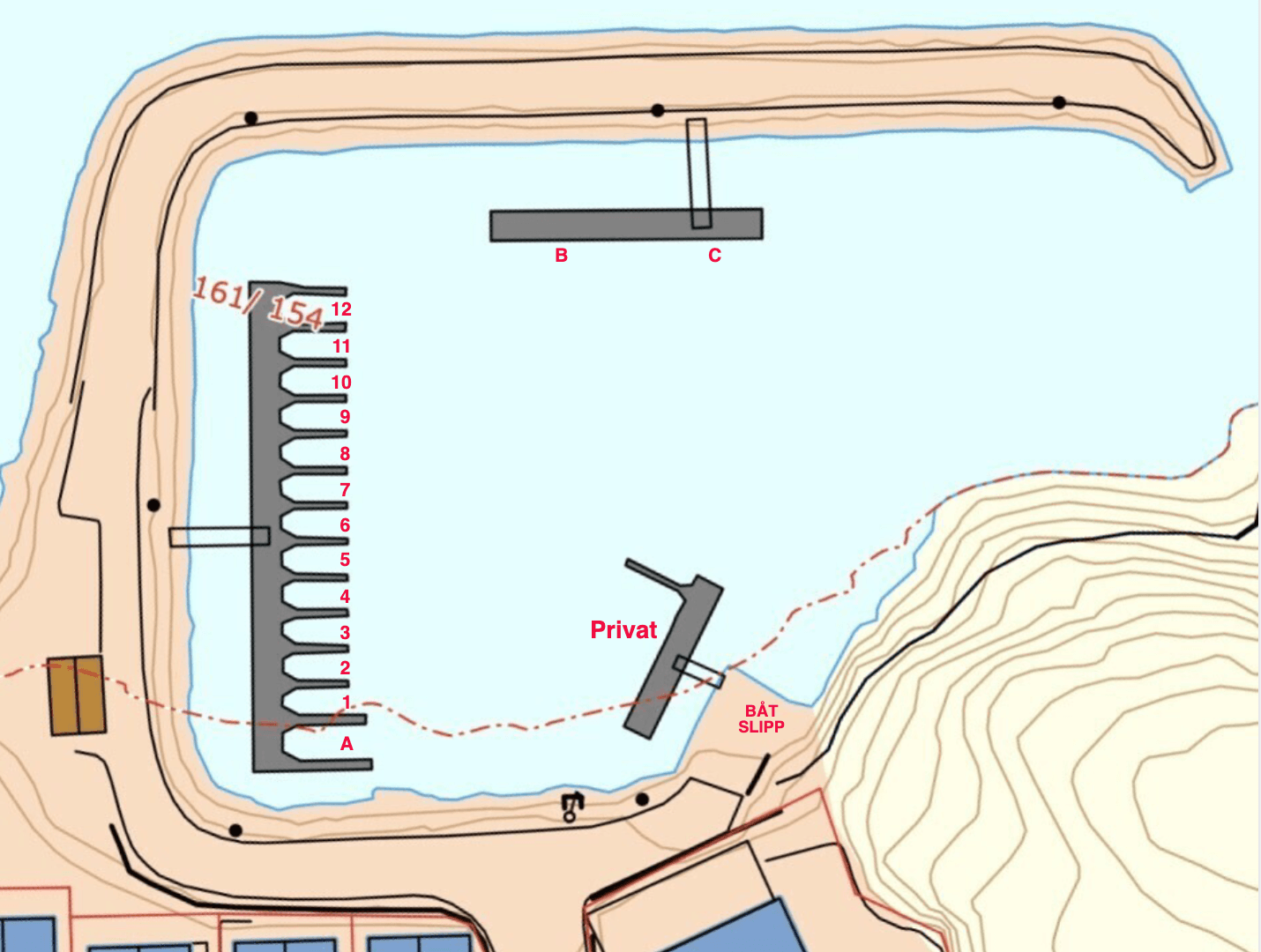 Kart over båtplassene — brygge A 1–12, flytebrygge B og utligger C